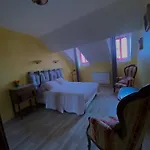 Bed & Breakfast Au Pied Du Chateau 3*