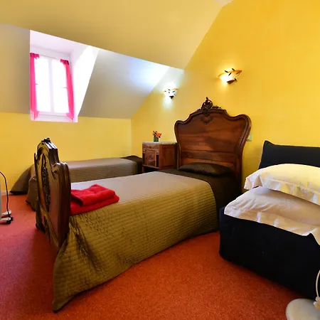 Au Pied Du Chateau Couette-café 3*