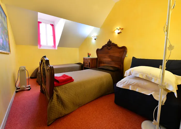 Au Pied Du Chateau Couette-café 3*