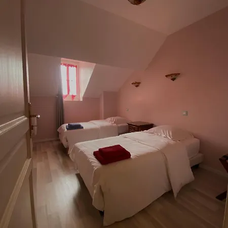 Au Pied Du Chateau Panzió 3*