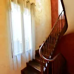 ベッド・アンド・ブレックファスト Au Pied Du Chateau 3*